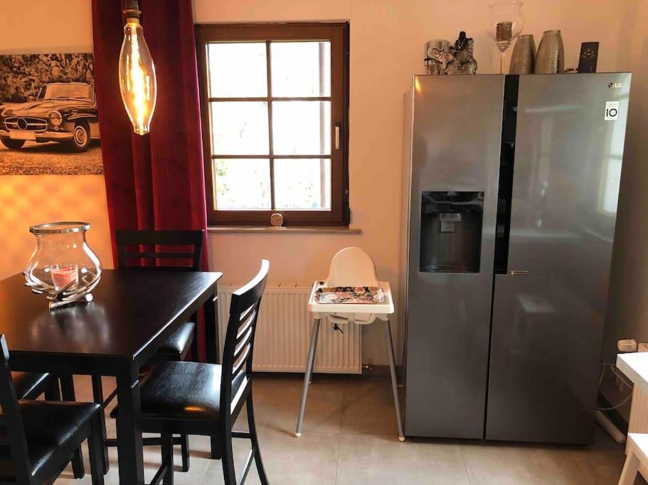 Willkommen Im Casa Felice, Der Wohlfuehl Oase Mit Balkon, 4 Betten Und Homeoffice Platz Aidlingen Buitenkant foto