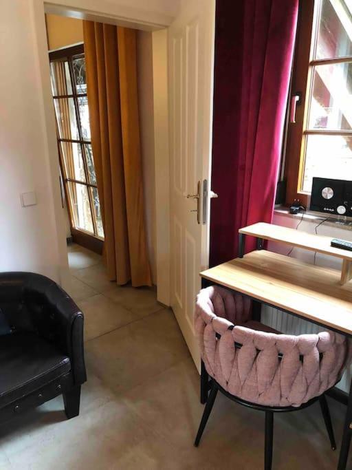 Willkommen Im Casa Felice, Der Wohlfuehl Oase Mit Balkon, 4 Betten Und Homeoffice Platz Aidlingen Buitenkant foto
